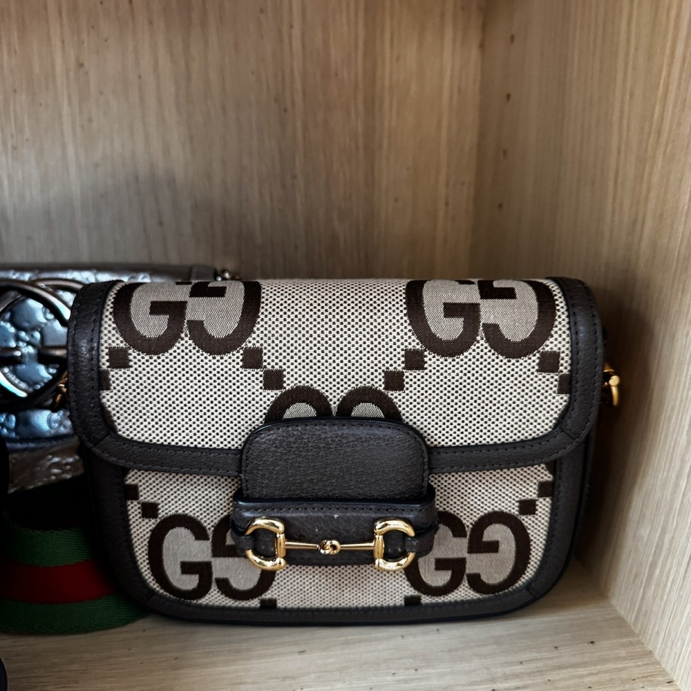 Gucci Women's Black and Cream Crossbody Bag